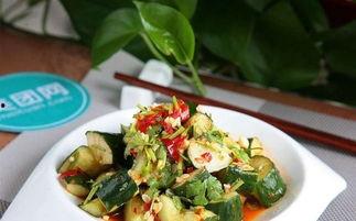 巴州库尔勒吃瓜,瓜果飘香,尽享夏日甜蜜时光