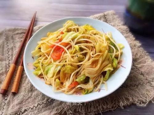 豆芽吃瓜番茄,瓜果番茄,营养美味两相宜