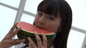 河南女孩吃瓜,揭秘瓜农生活背后的酸甜苦辣